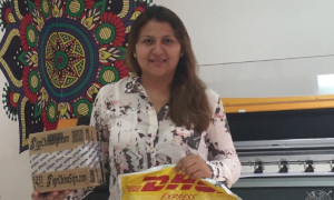 Client Ecuadorian bought one DX5 Printhead for her inkjet printer Human E-jet