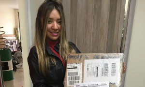 Colombia-Senora Valentina comprio repuestos de plotters